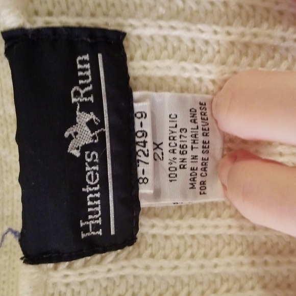 Long sleeved acrylic off White Cardigan - Picture 2 of 5